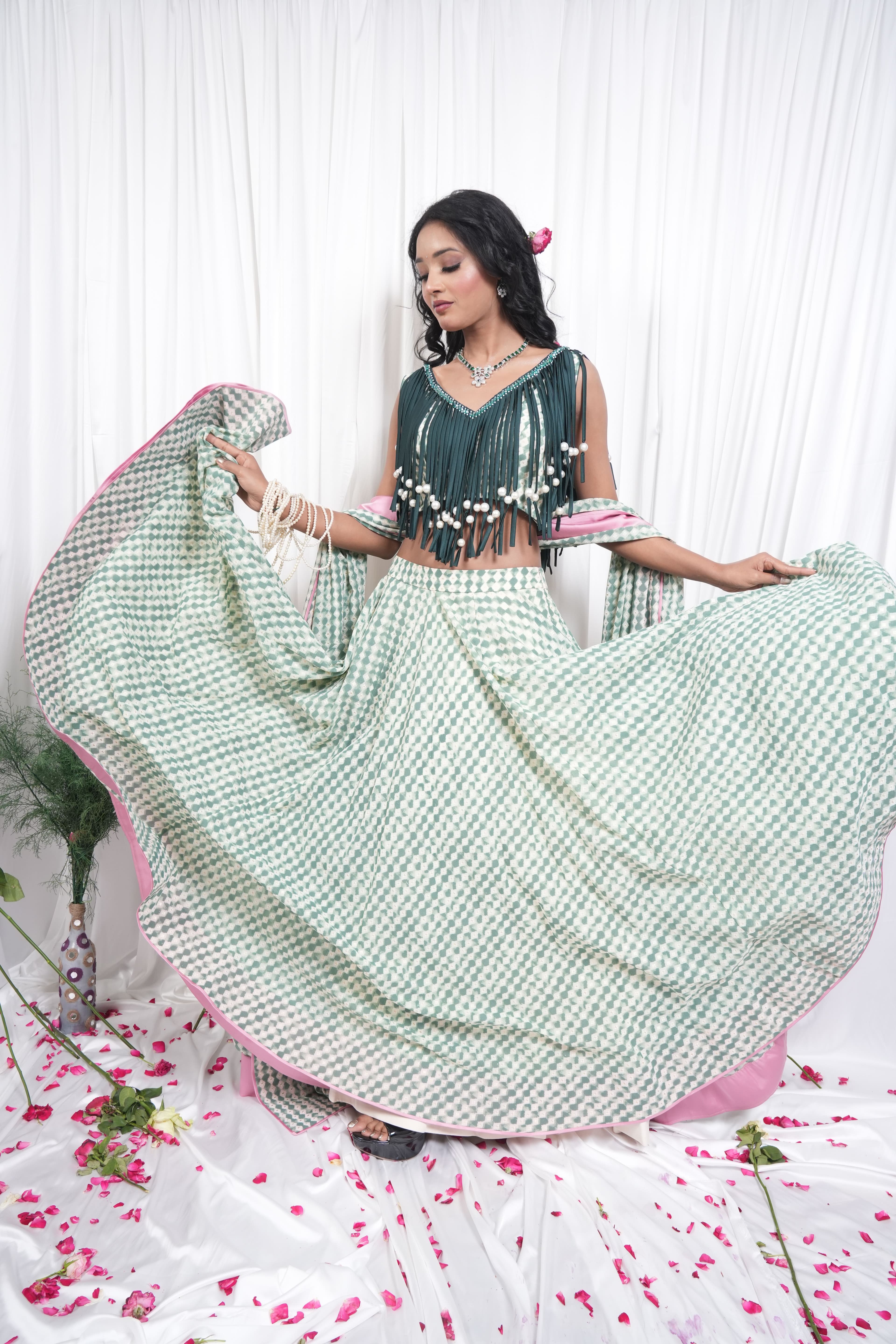 Lehnga 8